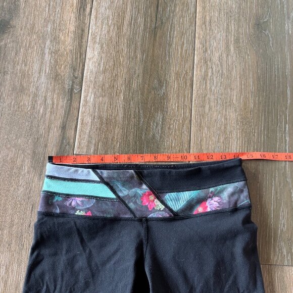 Lululemon Wunder Under Crop Capri leggings size 8 - Picture 2 of 7